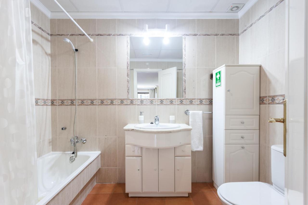Golden Blue Beach Falesia Apartment อัลบูเฟรา ภายนอก รูปภาพ