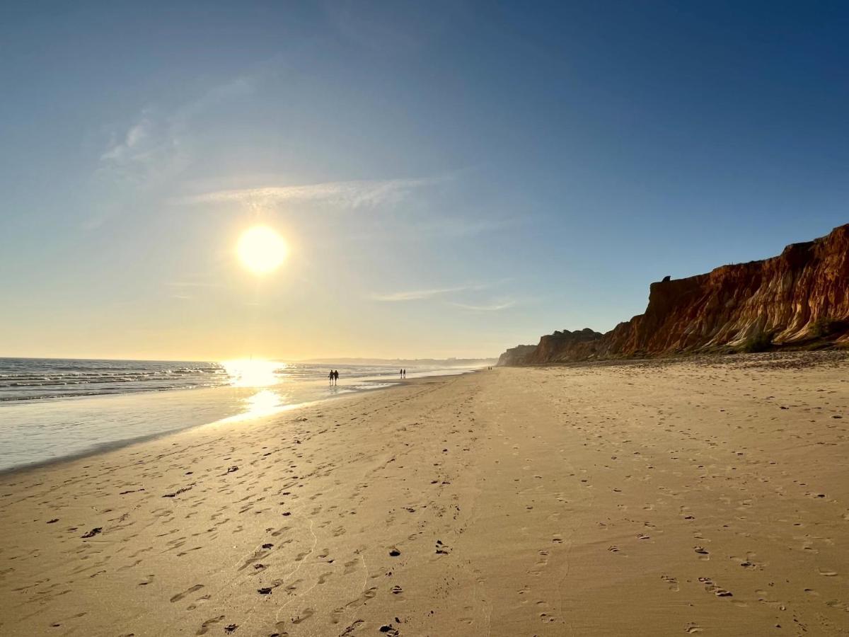 Golden Blue Beach Falesia Apartment อัลบูเฟรา ภายนอก รูปภาพ